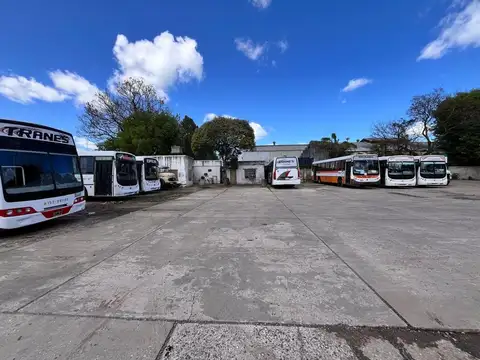 VENTA TERRENO EN ESQUINA /DEPOSITO GALPON