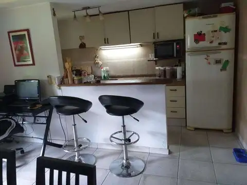 Casa 3 ambientes con 2 baños