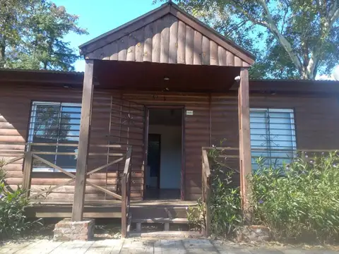 VENTA CABAÑA 3 AMBIENTES EN FRANCISCO ALVAREZ