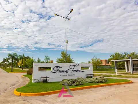 oportunidad Venta lote en funes town con financiacion propia