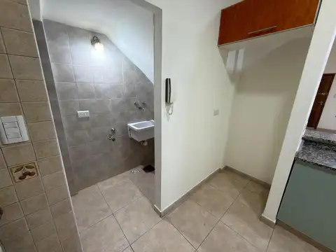 Depto Tipo Casa en Alquiler en Villa Dominico, $ 780.000