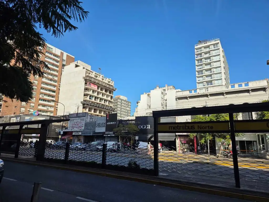 Avenida Olazábal 2400, Piso 9