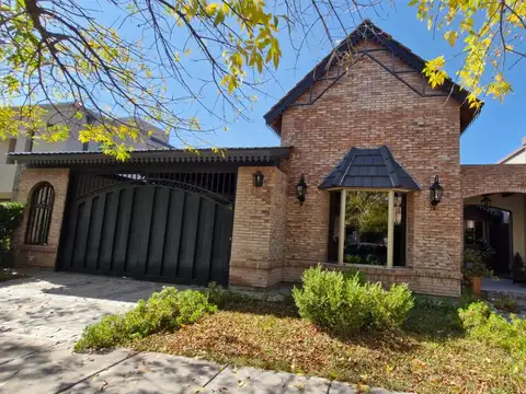 Casa en Barrio Vista Pueblo