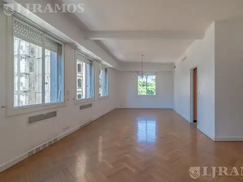 Departamento en Alquiler de 3 dormitorios