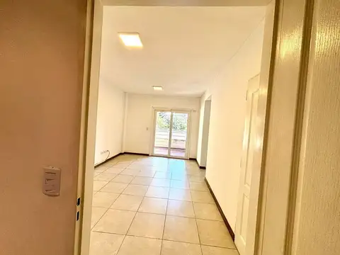 Venta Dpto 2 amb, balcón y cochera Morón