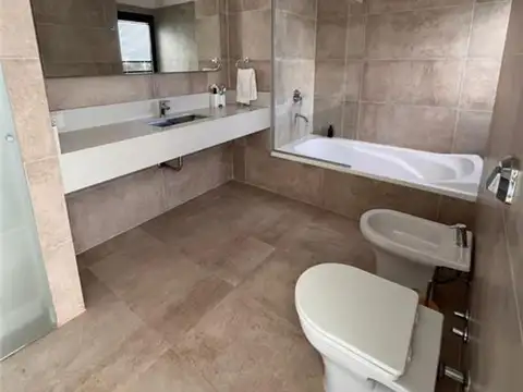 Casa en Venta en Puertos - Barrio Ceibos, USD 569.000