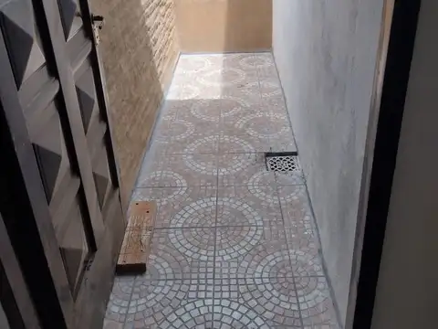 Depto Tipo Casa en Alquiler en Ituzaingo Norte, USD 550.000