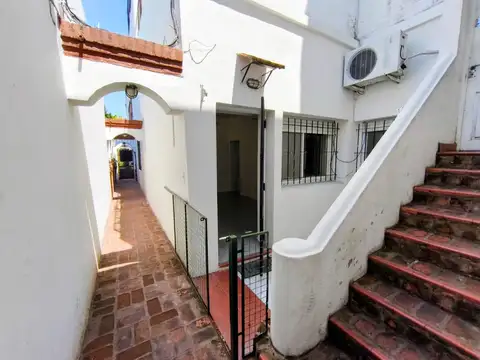 Francisco N Laprida al 2600