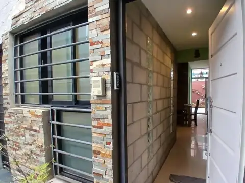 Depto Tipo Casa en Venta de 3 ambientes