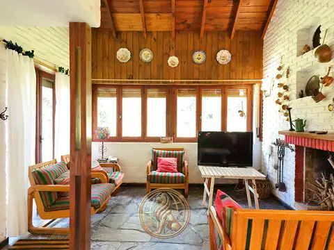 Casa en Venta con 1 cochera