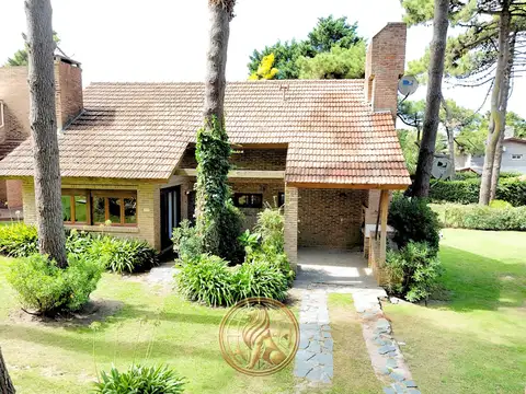 Casa en Venta en Pinamar, USD 155.000