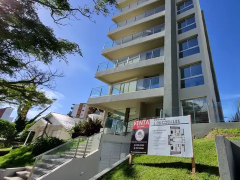 Departamento 3 Ambientes con cochera a estrenar Zona Centro, Todos los servicios