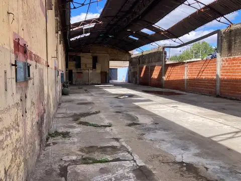 Galpón deposito en Escalada