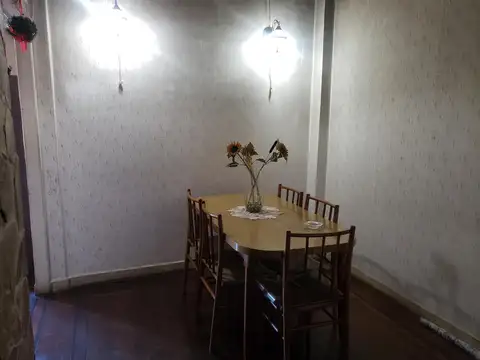 Departamento 5 ambientes con 1 baño