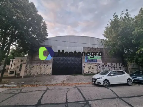 Venta OPORTUNIDAD GALPON BERAZATEGUI