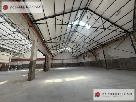Galpón - Depósito de 2650 m2 en la Boca - ALQUILER