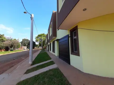 Depto Tipo Casa en Alquiler de 2 ambientes