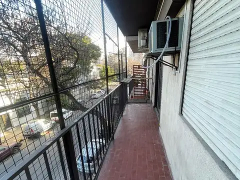 Alquiler de Departamento 4 Amb con Balcon Al Frente