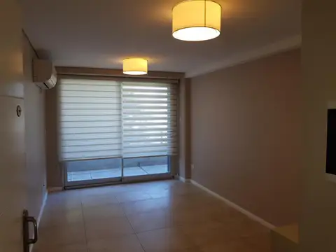Departamento en Alquiler en Villa Sarmiento, USD 760