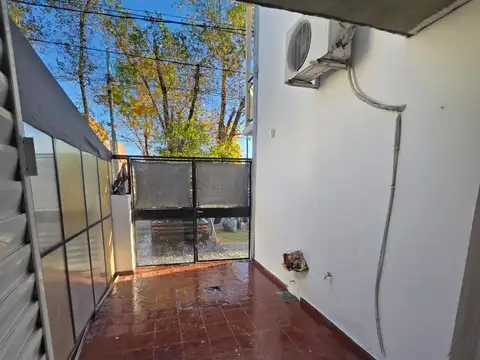 Departamento en Venta en Los Hornos, USD 70.000