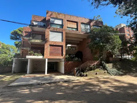 ALQUILER ANUAL DEPARTAMENTO 2 AMBIENTES. PINAMAR