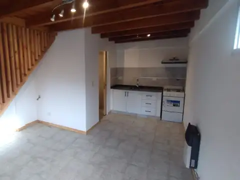 Depto Tipo Casa en Alquiler 1 año