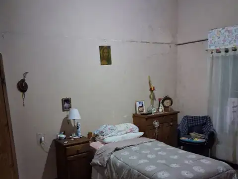 VENTA CASA EN GUADALUPE OESTE 
