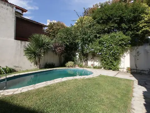 Casa en Venta en La Lucila, USD 480.000