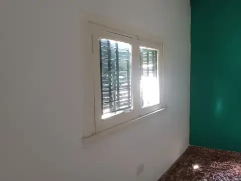 Besares 700