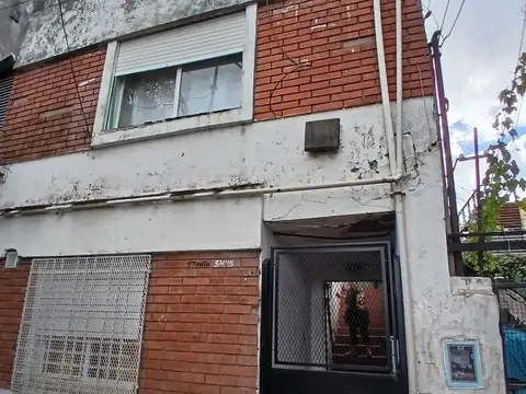 Primera Junta 5400, Piso 2