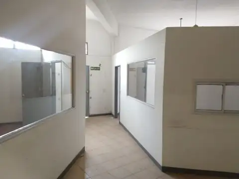 Galpon en Alquiler 64  mts Fondo