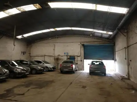 Galpon en Alquiler en Ituzaingo Sur, $ 3.200.000