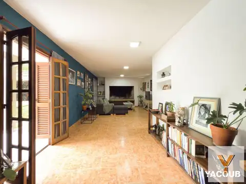 Casa en Venta con 1 cochera