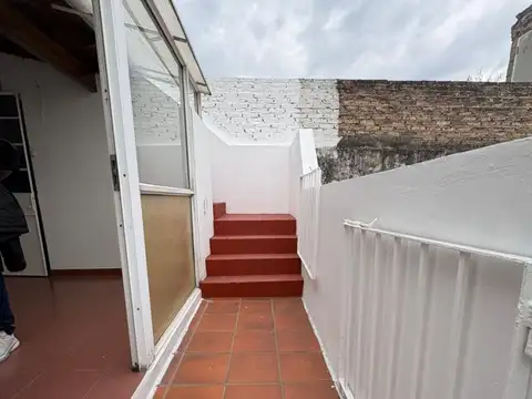 Depto Tipo Casa en Alquiler de 2 dormitorios