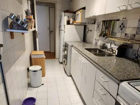Gascon 500, Piso 6