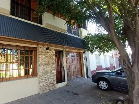 Depto Tipo Casa 4 ambientes con 1 baño