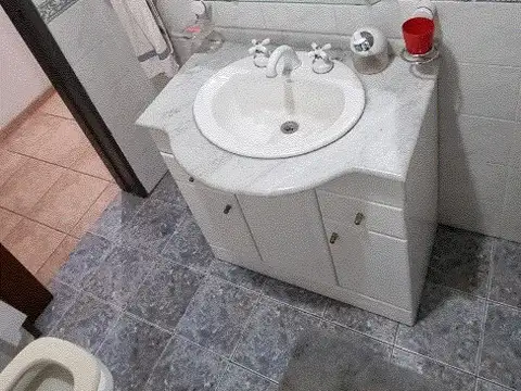 Casa 6 ambientes con 3 baños