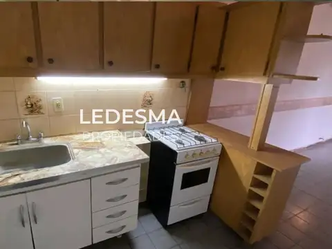 ALQUILER DUPLEX CON PATIO