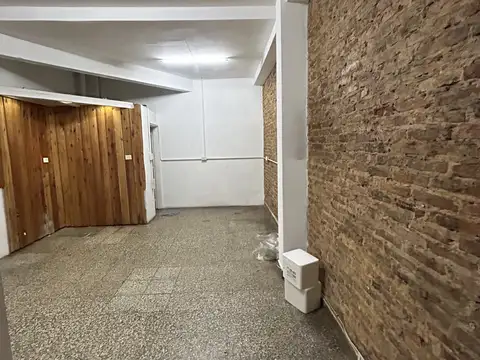 Local en Alquiler en San Antonio de Padua, $ 800.000
