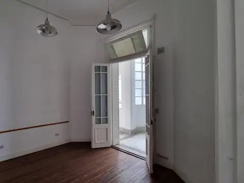 Departamento en Venta de 5 ambientes