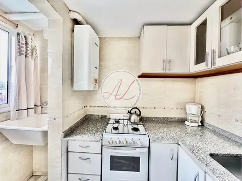 De Las Artes 200, Piso 2