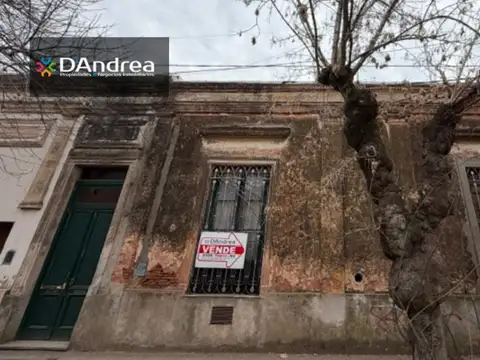 CASA EN VENTA CALLE 14 ENTRE 31 Y 33