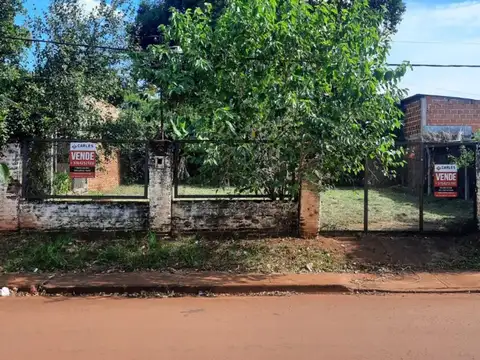 (V557) Amplio terreno sobre Avenida en Garupá