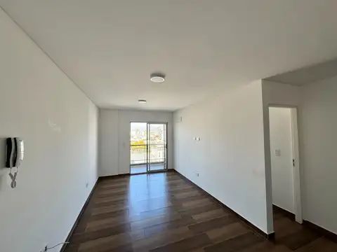 Alem 700, Piso 9