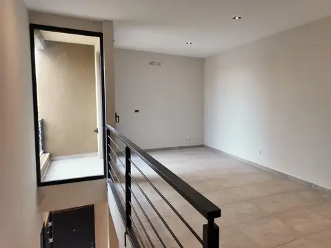 Duplex a estrenar con balcon