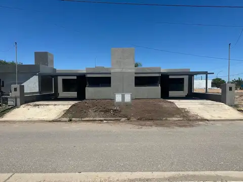 Casa 3 ambientes con 1 baño