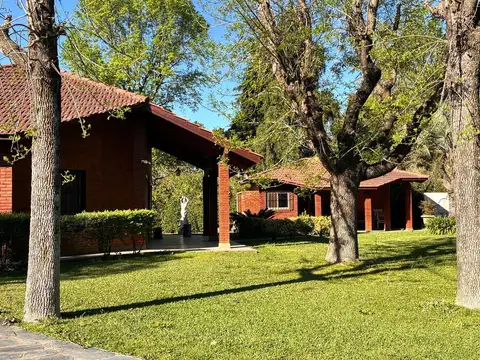 Alquiler temporal , casa 4 amb sobre lote de 1500 m2. Parque Sakura, Exaltacion de la Cruz
