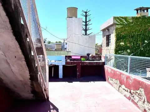 Depto Tipo Casa 3 ambientes con 1 baño