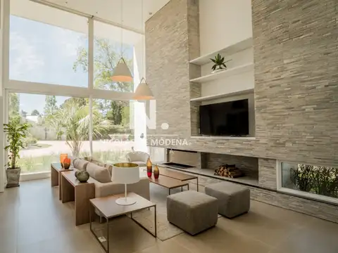 Casa en Alquiler Temporal de 4 dormitorios