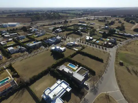 Terreno en Venta de 879,0 m2